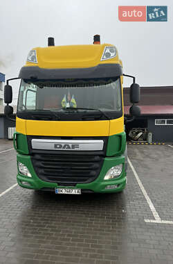 Тягач DAF CF 2013 в 