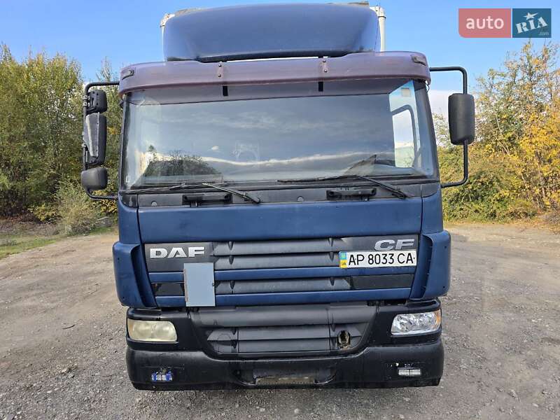 Грузовой фургон DAF CF 2003 в Запорожье