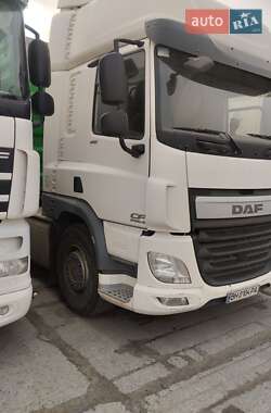 Тягач DAF CF 2015 в 