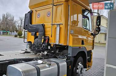 Тягач DAF CF 2011 в 
