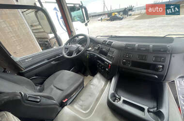 Тягач DAF CF 2015 в 