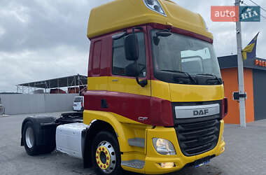 Тягач DAF CF 2016 в 