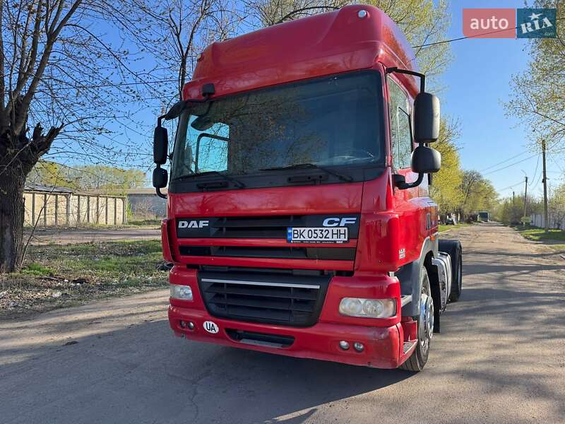 Тягач DAF CF 2013 в 