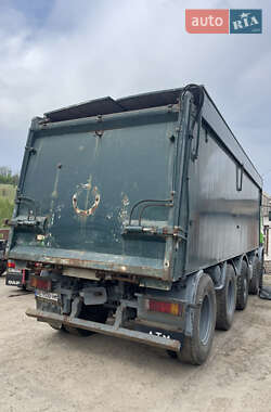 Самосвал DAF CF 2002 в 
