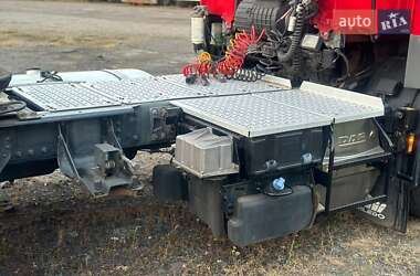 Тягач DAF CF 2012 в 