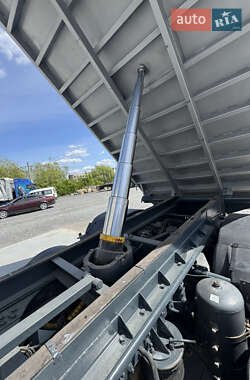 Самосвал DAF CF 2011 в 