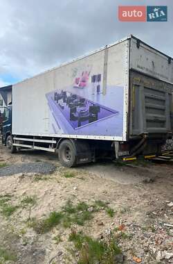 Грузовой фургон DAF CF 2003 в 