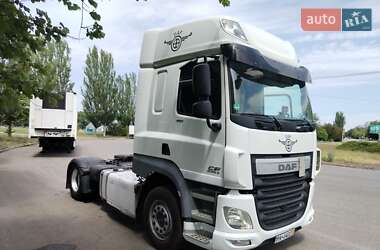 Тягач DAF CF 2015 в 