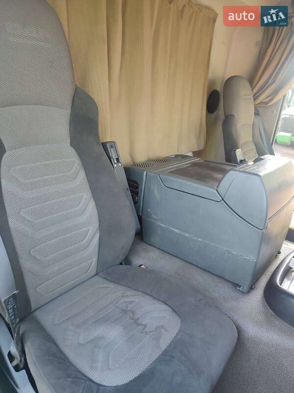 Самосвал DAF CF 2010 в Запорожье