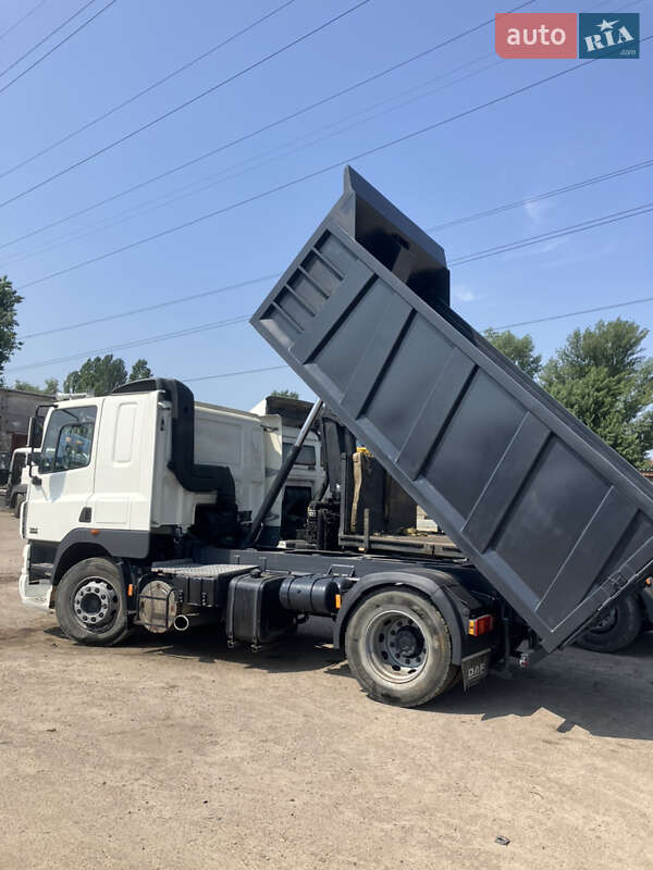 Самосвал DAF CF 2002 в Киеве