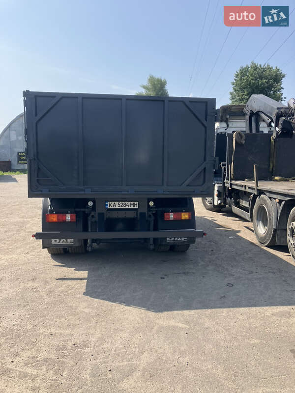 Самосвал DAF CF 2002 в Киеве