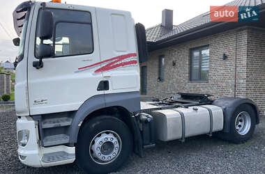 Тягач DAF CF 2015 в 