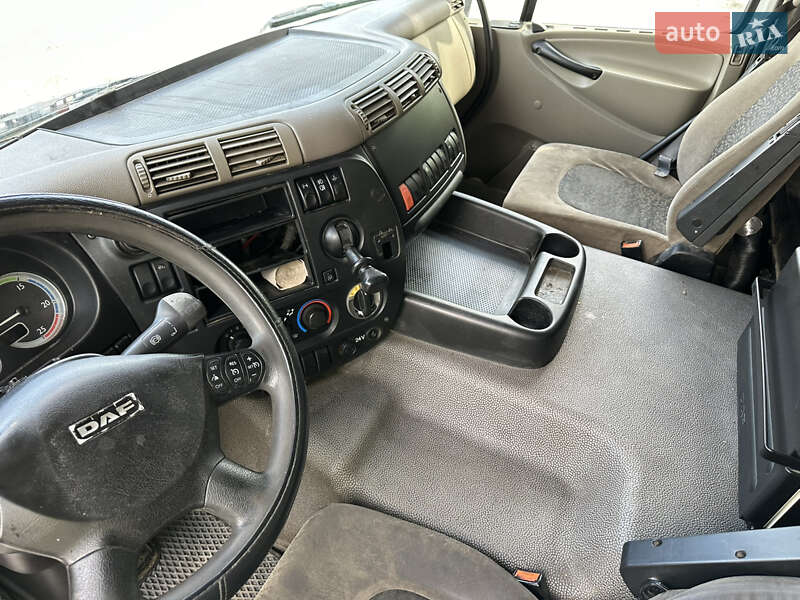 Тягач DAF CF 2008 в Жашкове