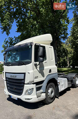 Тягач DAF CF 2016 в 