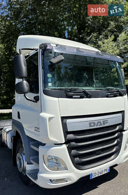 Тягач DAF CF 2016 в 