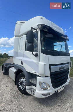 Тягач DAF CF 2016 в 