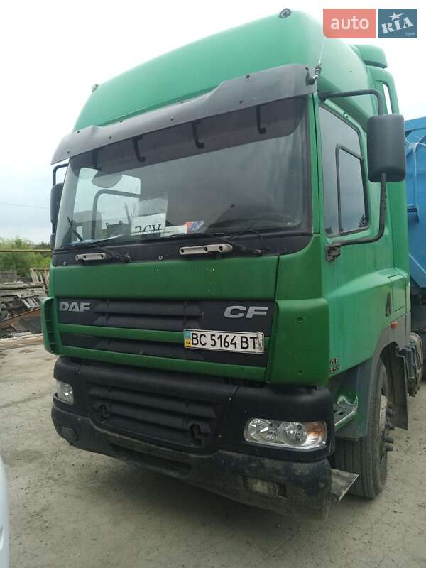 Тягач DAF CF 2005 в 
