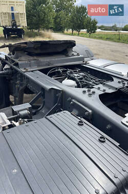 Тягач DAF CF 2013 в 