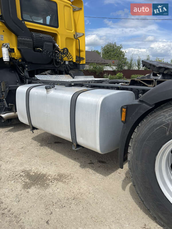Тягач DAF CF 2013 в Заліщиках