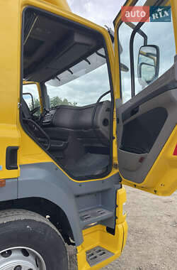 Тягач DAF CF 2013 в 