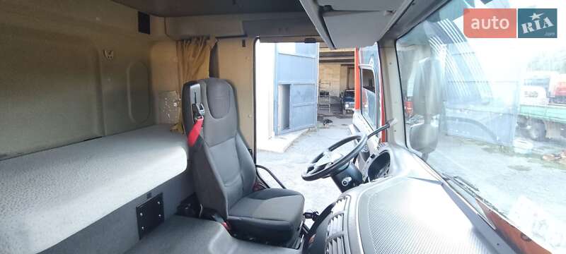 Тягач DAF CF 2013 в Умані