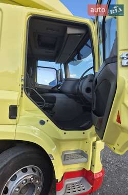Тягач DAF CF 2016 в 