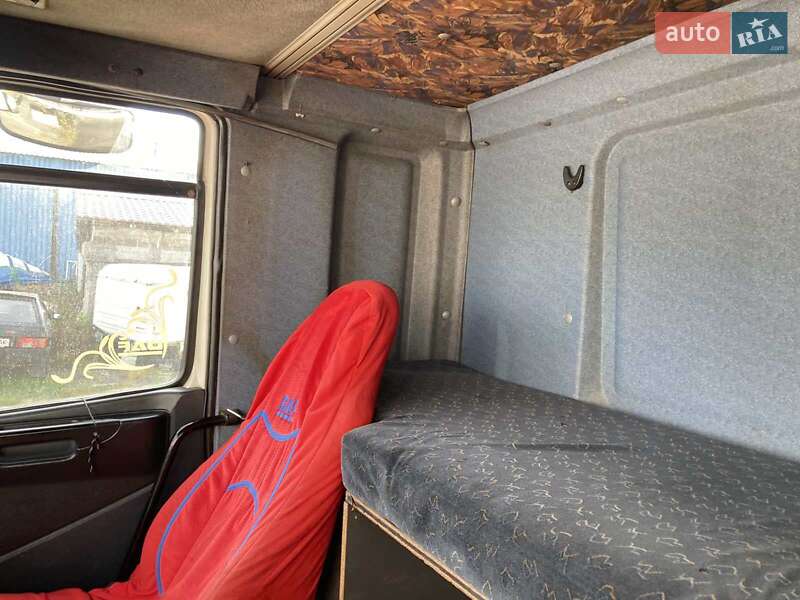 Грузовой фургон DAF CF 2002 в Черкассах
