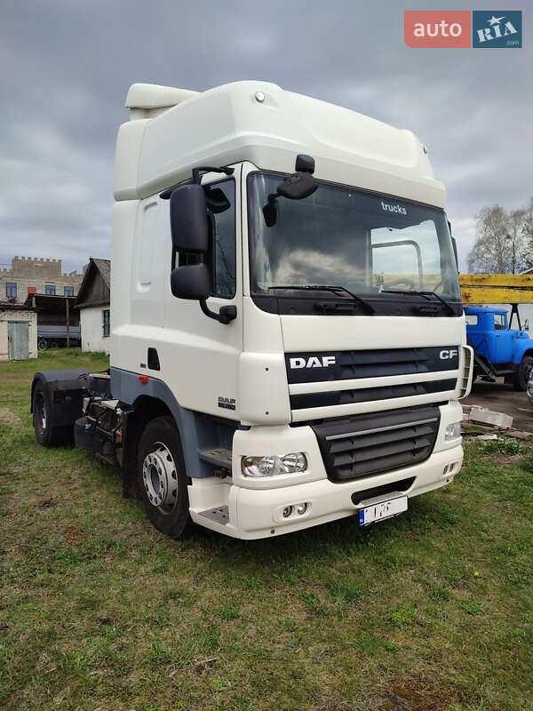 Тягач DAF CF 2011 в 