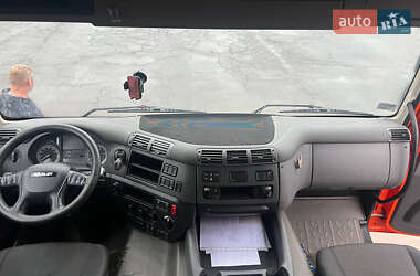 Тягач DAF CF 2015 в 