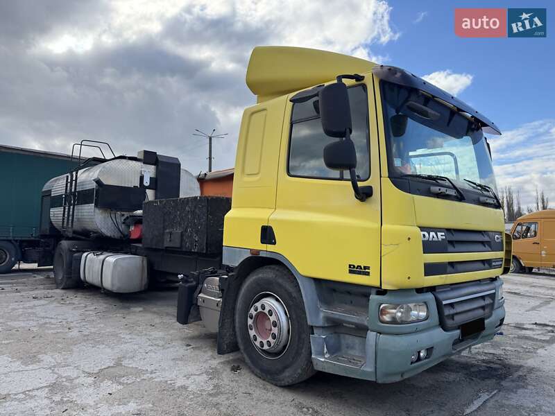 Гудронатор DAF CF 2007 в Кам'янському
