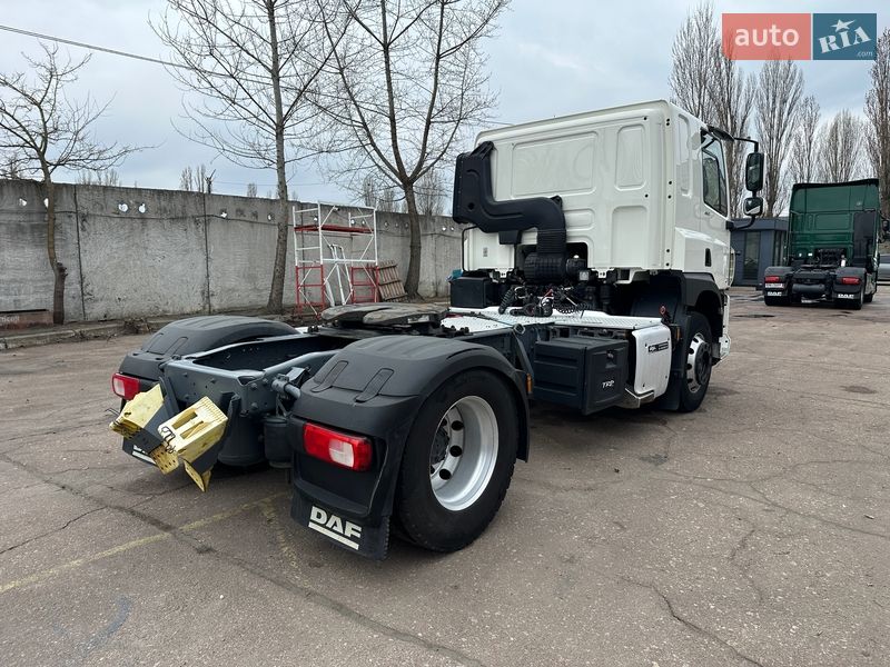 Тягач DAF CF 2018 в Киеве