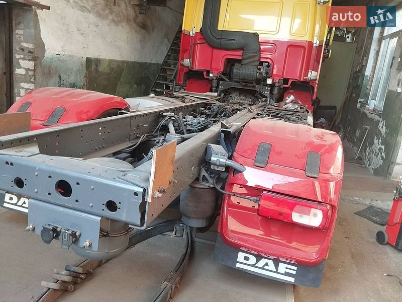 Тягач DAF CF 2015 в Запорожье