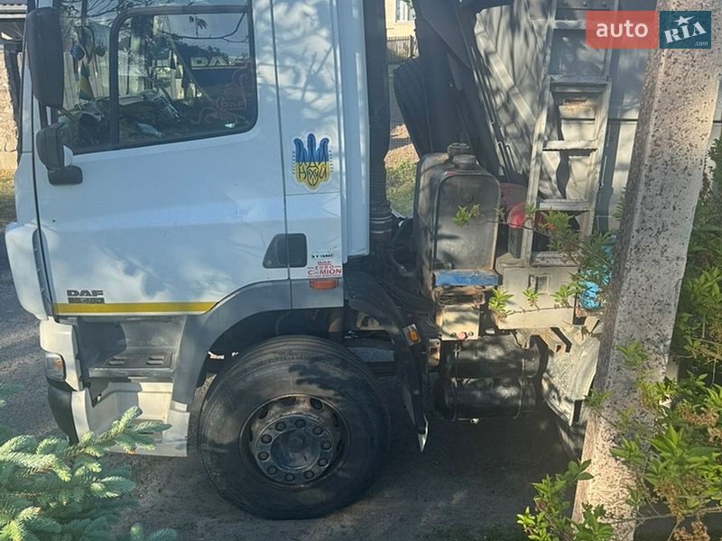 Самоскид DAF CF 2004 в Львові