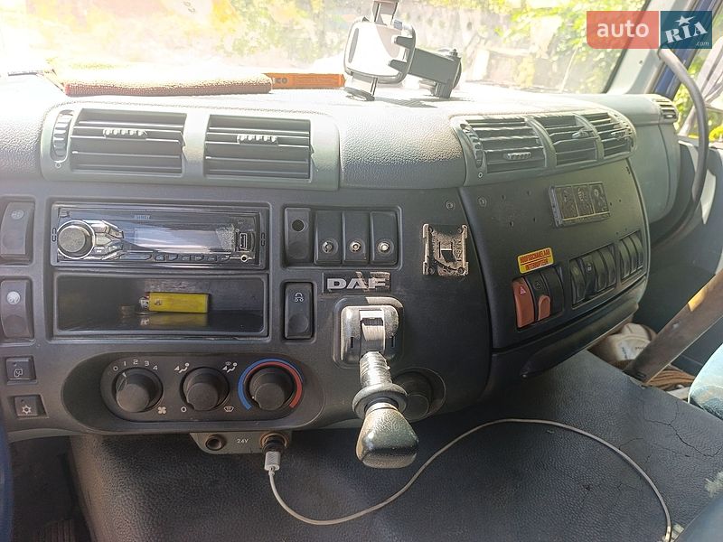 Кран-манипулятор DAF CF 2004 в Ирпене