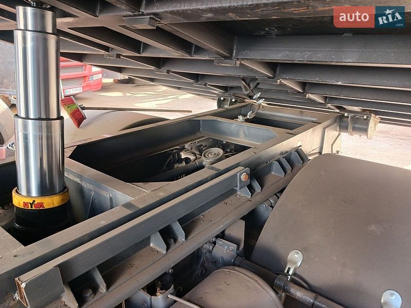 Самоскид DAF CF 2004 в Кривому Розі