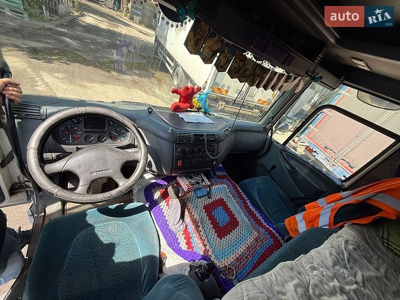 Грузовой фургон DAF FA 2003 в Киеве