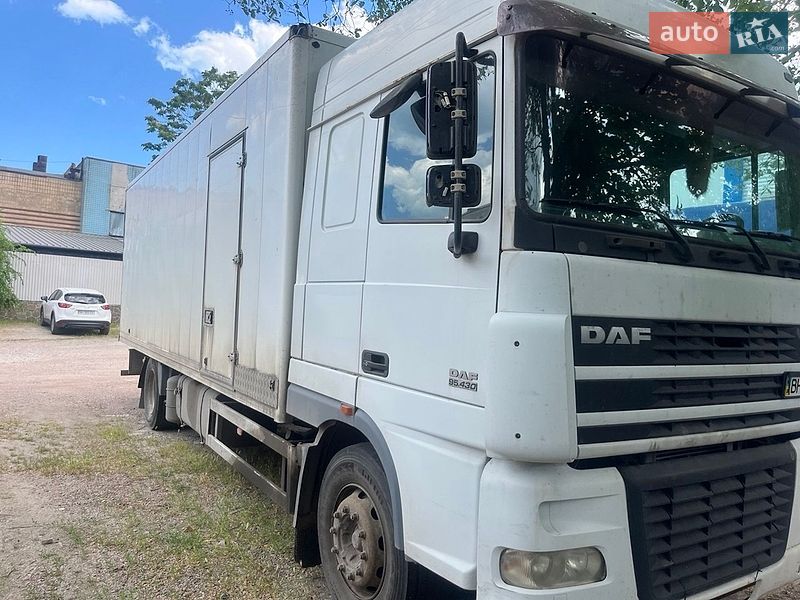 Грузовой фургон DAF FA 2004 в Одессе