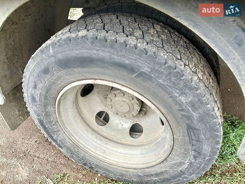 Тентованый DAF FA 2006 в Гнивани