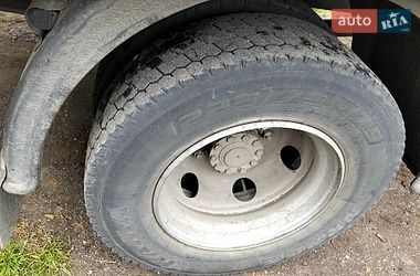 Тентованый DAF FA 2006 в Гнивани