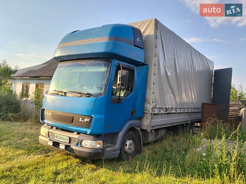 Тентованый DAF FA 2006 в Гнивани