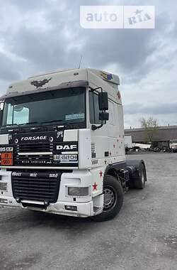 Тягач DAF FT 95 2000 в Каменском