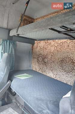 Тягач DAF FT 95 2000 в 