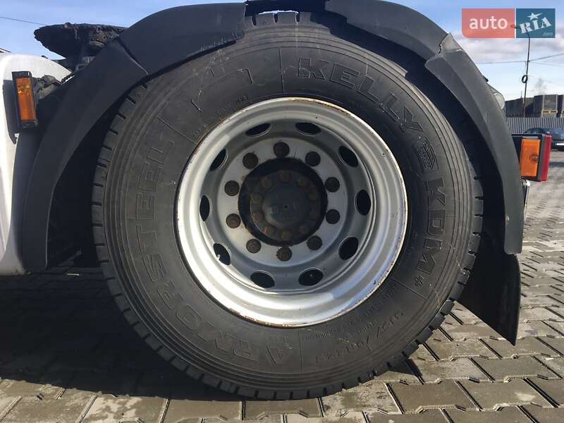 Тягач DAF FT 2007 в Хусті
