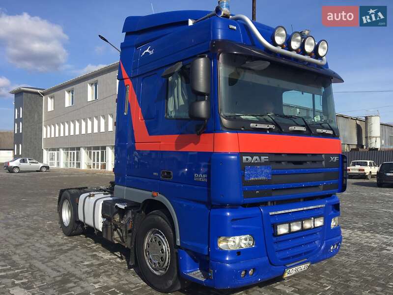 Тягач DAF FT 2007 в Хусті