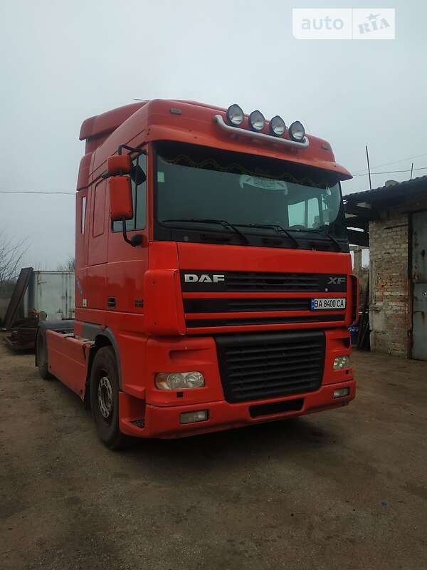 Тягач DAF FT 2003 в Олександрії