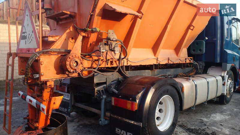 Тягач DAF FT 2007 в Лубнах