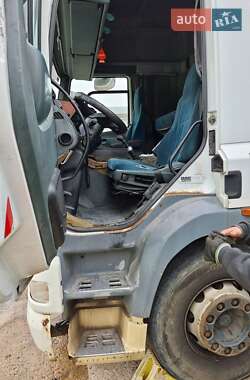 Тягач DAF FT 2004 в 
