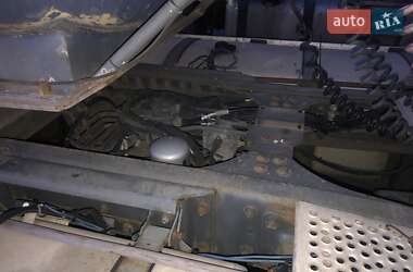 Тягач DAF FT 2012 в 