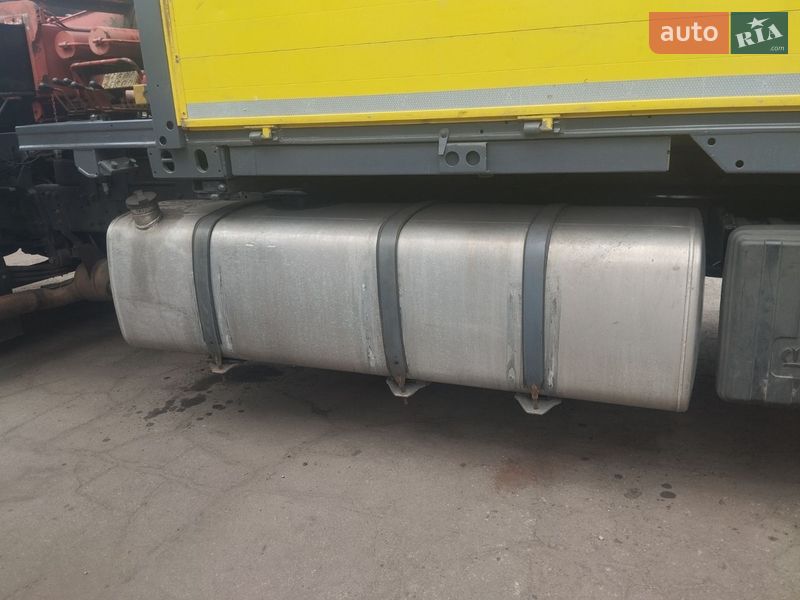 Контейнеровоз DAF FT 2012 в Запоріжжі