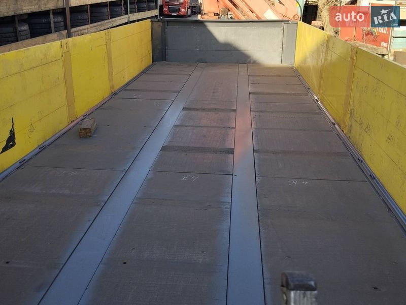 Контейнеровоз DAF FT 2012 в Запоріжжі